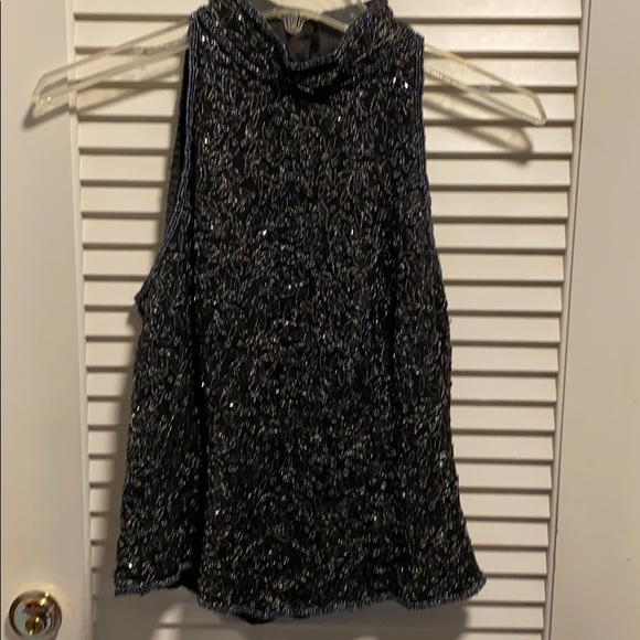 Woman top - Picture 1 of 4